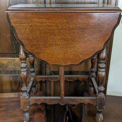 Butterfly Leg Table and Side Table