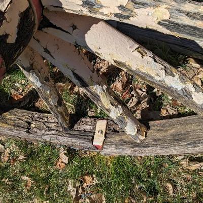 Primitive Wagon Wheel