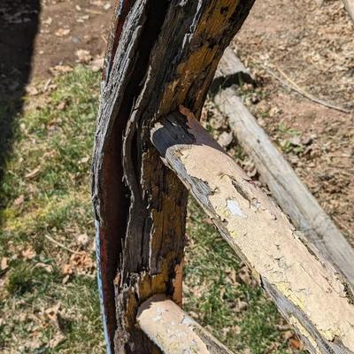 Primitive Wagon Wheel