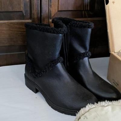 Ladies Boots