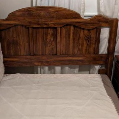 Queen Size Bedroom Set