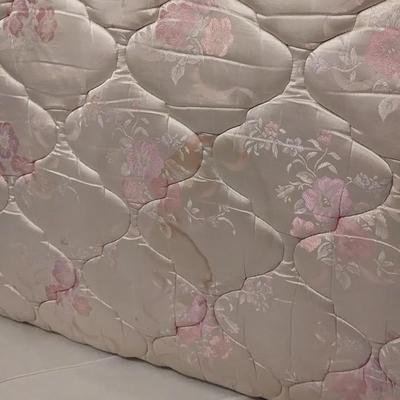 Queen Size Bedroom Set