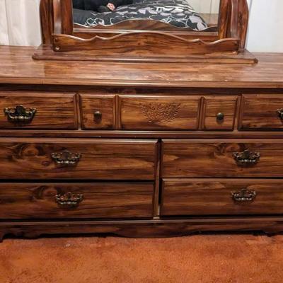 Queen Size Bedroom Set