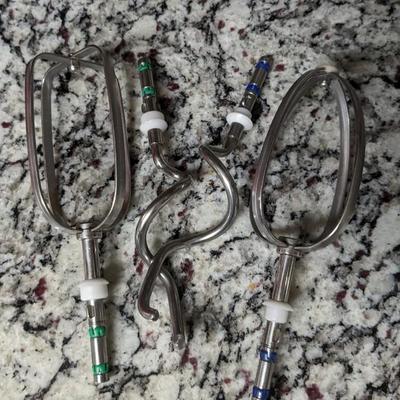 Vintage Sunbeam Stand Mixer and Mixing Bowls