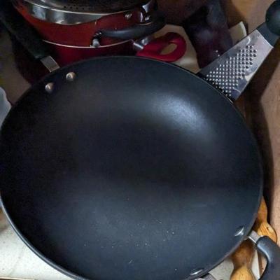 Contents of Lower North Kitchen Cabinets