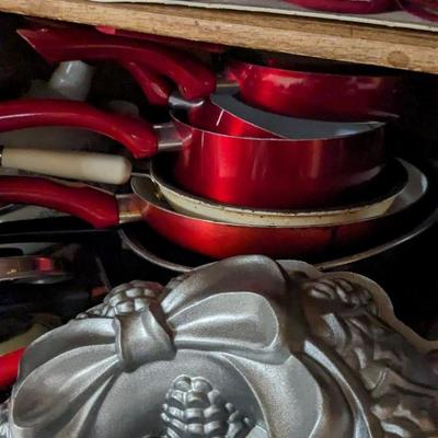 Contents of Lower North Kitchen Cabinets