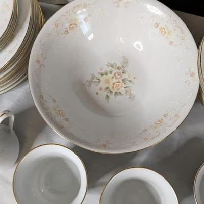 International Porcelain Brighton Collection Camelia Pattern Dishes