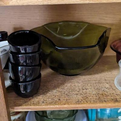 Contents of Upper North Kitchen Cabinets