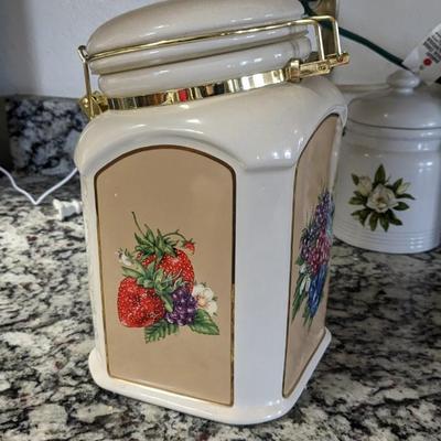 Contents of Upper North Kitchen Cabinets