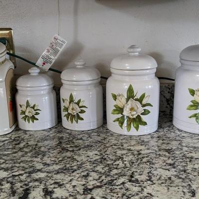 Contents of Upper North Kitchen Cabinets