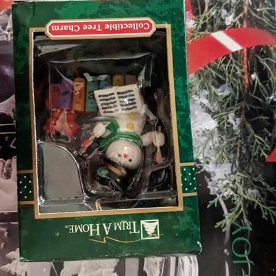 Grandeur Noel Christmas in Box