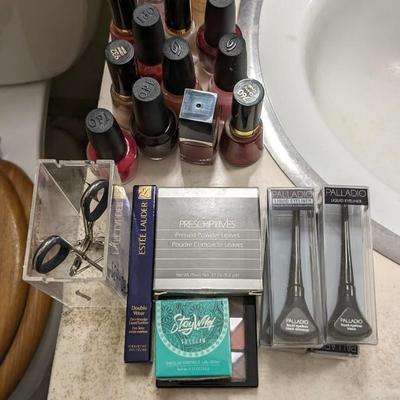 Contents of Bathroom