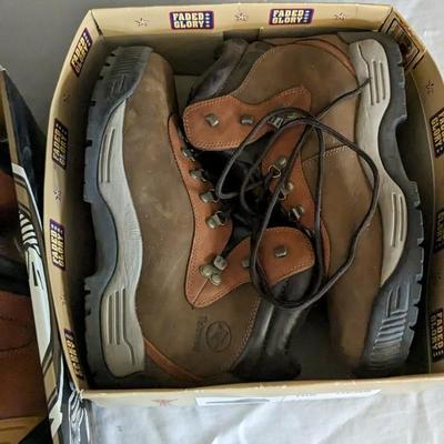 In Box Mens Boots