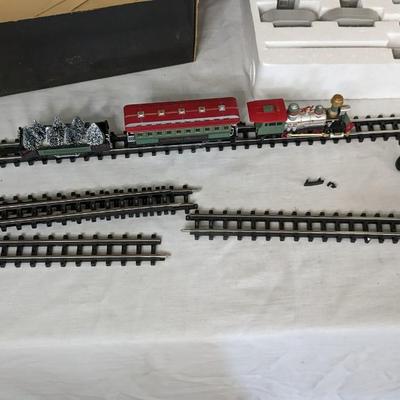 Lemax Village Express & Railroad Trestle w/ Pillars