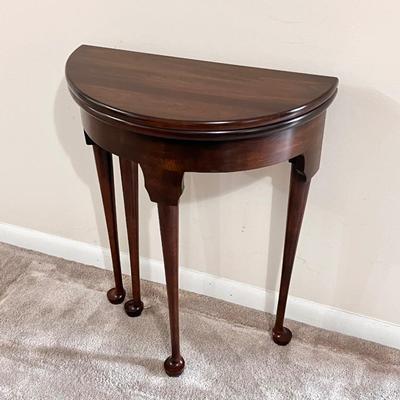 HARDEN ~ Queen Anne Style Demilune Gate Leg Occasional Table ~ *Read Details