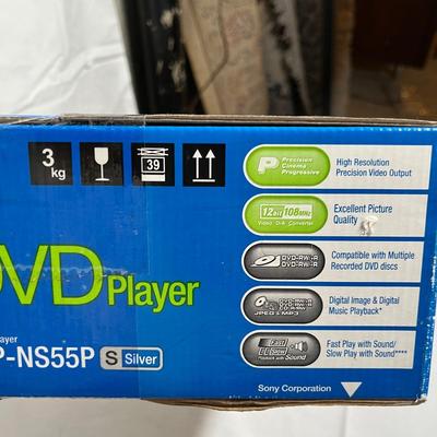 DVD player in box