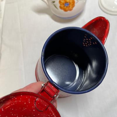 Assorted Pottery & Granite ware