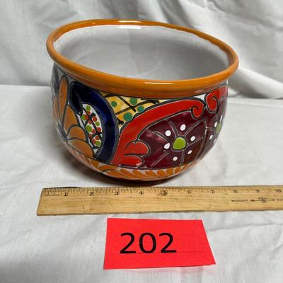 Very nice Telavera planter