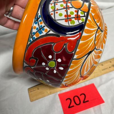 Very nice Telavera planter