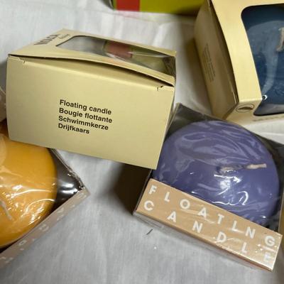 Lot of boxed candles