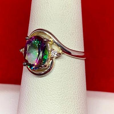 LOT:32: Sterling Silver Ring with Mystic Topaz Stone Size 7