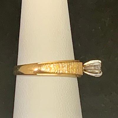 LOT 130: Vintage Real Diamond Rhapsody Ring Size 7.5 - 3.93g