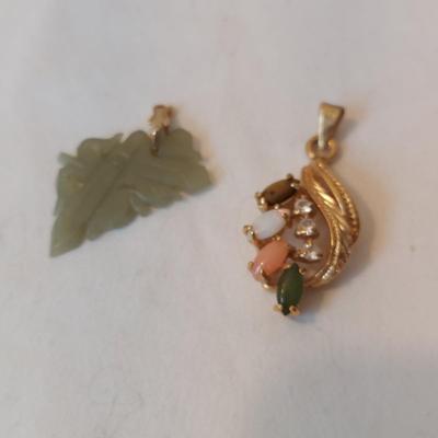 Gold and Jade Jewelry (P-BBL)
