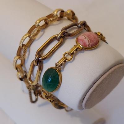 Gold and Stone Scarab Necklace and Bracelet (P-BBL)