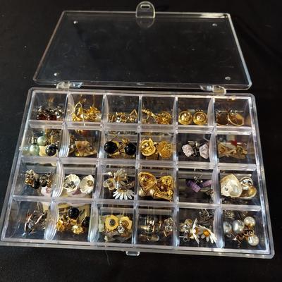 Post Back Earrings w/ Acrylic Storage Containers (P-BBL)