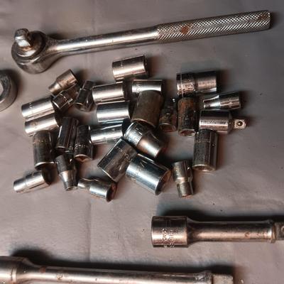 SMALL SOCKETS, RATCHET, EXTENSIONS AND VISE GRIP
