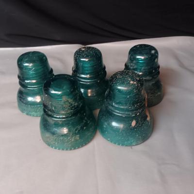 5 GREEN GLASS HEMINGRAY ANTIQUE INSULATORS PATENTED 1893