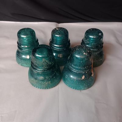 5 GREEN GLASS HEMINGRAY ANTIQUE INSULATORS PATENTED 1893
