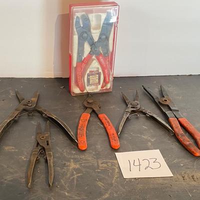 Plier Lot