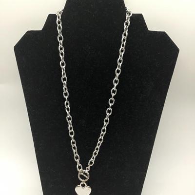 Silver link necklace with heart