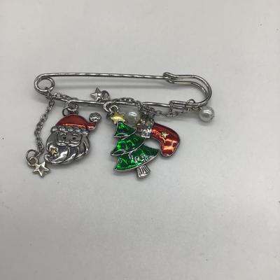 Christmas pin