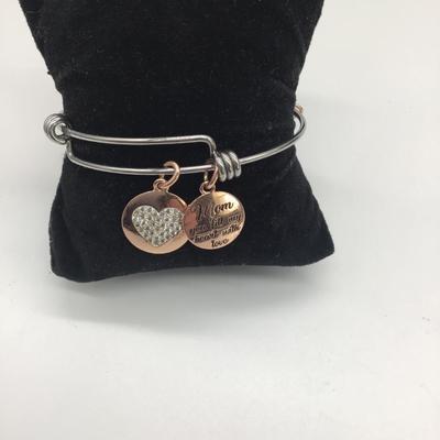Mom you fill my heart with love charm Bracelet