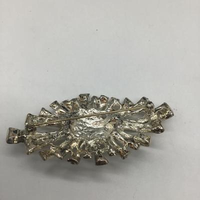 Shiny faux Rhinestone pin