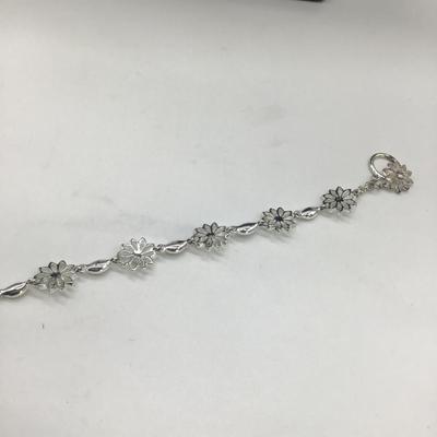 Flower chain link bracelet