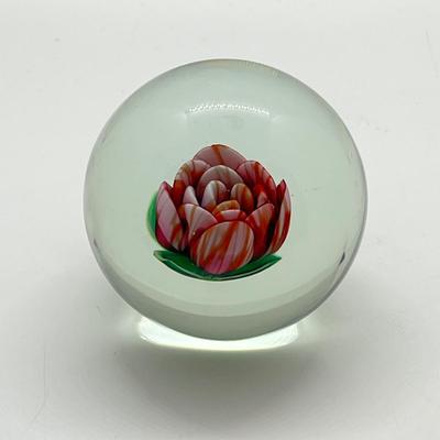 LOT 9K: Handblown Glass Paperweight w/ Rose - Tag Says by Renowned Artist Pete Lewis