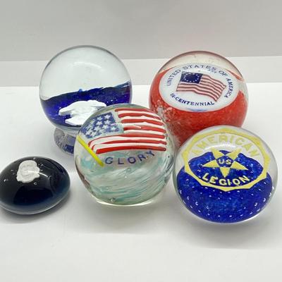 LOT 15K: Patriotic America Themed Glass Paperweights