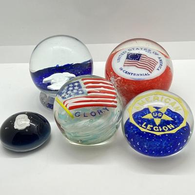 LOT 15K: Patriotic America Themed Glass Paperweights