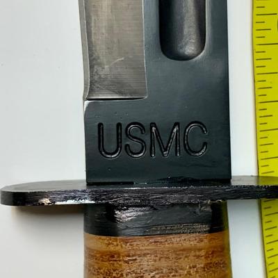 LOT 45 B: USMC Combat Fighter Knife W/ Sheath, Trump 