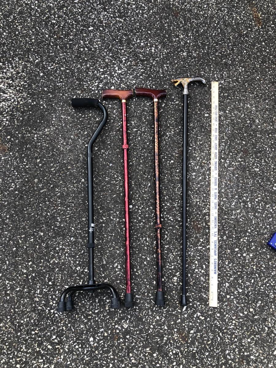 LOT 158L Dragon Head Hidden Dagger / Knife Cane & Other Canes