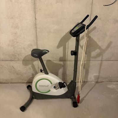 WESLO PURSUIT 350 EXERCISE BIKE AND JUMP ROPE