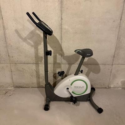 WESLO PURSUIT 350 EXERCISE BIKE AND JUMP ROPE