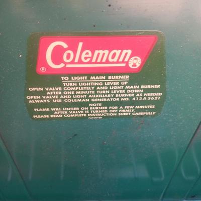 LIKE NEW COLEMAN DOUBLE BURNER PROPANE CAMPING STOVE