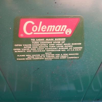 LIKE NEW COLEMAN DOUBLE BURNER PROPANE CAMPING STOVE