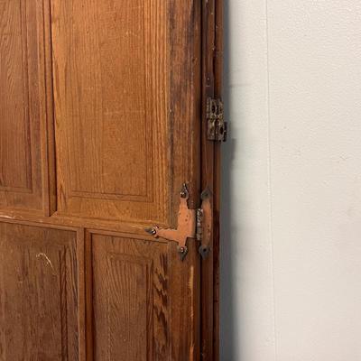 Miscellaneous Barn Wood Planks and Screen (G2-DZ)