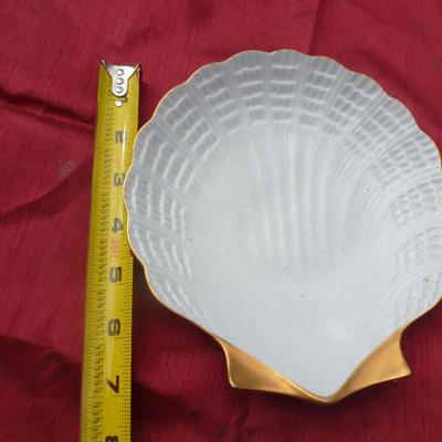 Limoges Porcelain Clam Design Trinket Dish with Gilded Accents- Approx 7"
