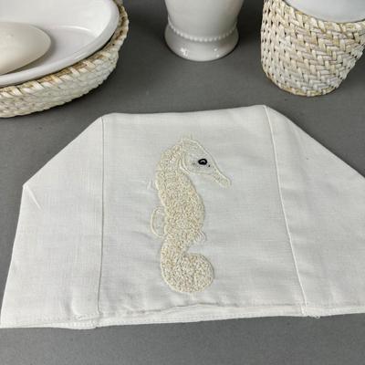 BB355 White Wicker Bathroom Set